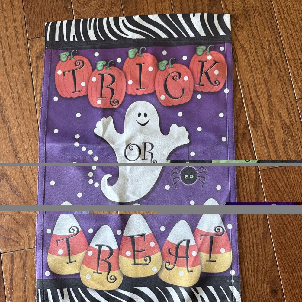 Mini Flag Trick-Or-Treat With Ghost Pumpkins And Candy Corn And Spider